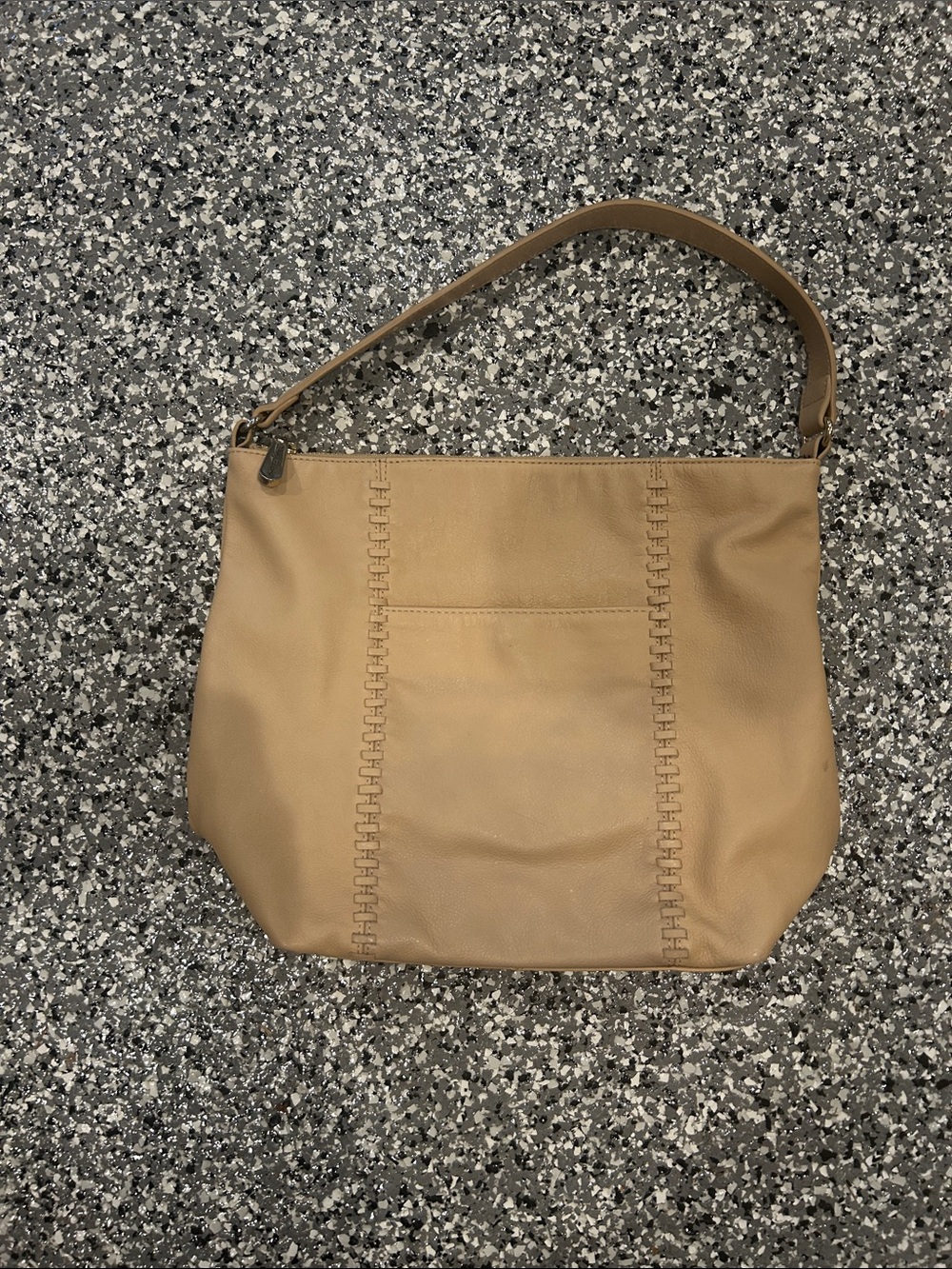 Women's Saddle Tan Shoulder Bag with Front Pocket leather